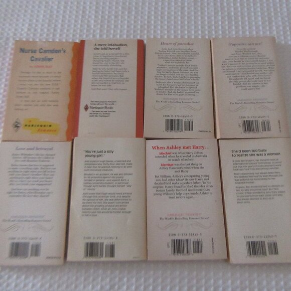 8 Harlequin Books - Picture 12 of 13